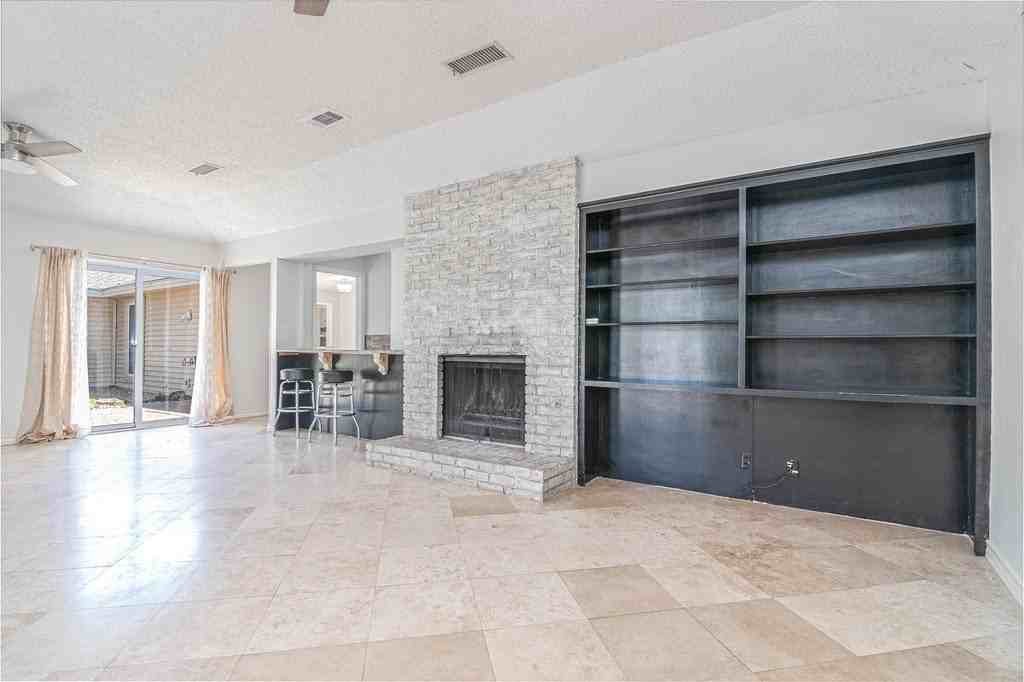 2825 Moss Ave - Photo 6 of 40