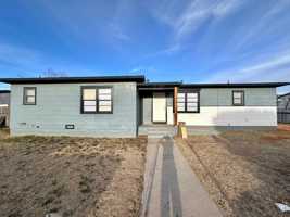 featured image of 3120 Chestnut Ave