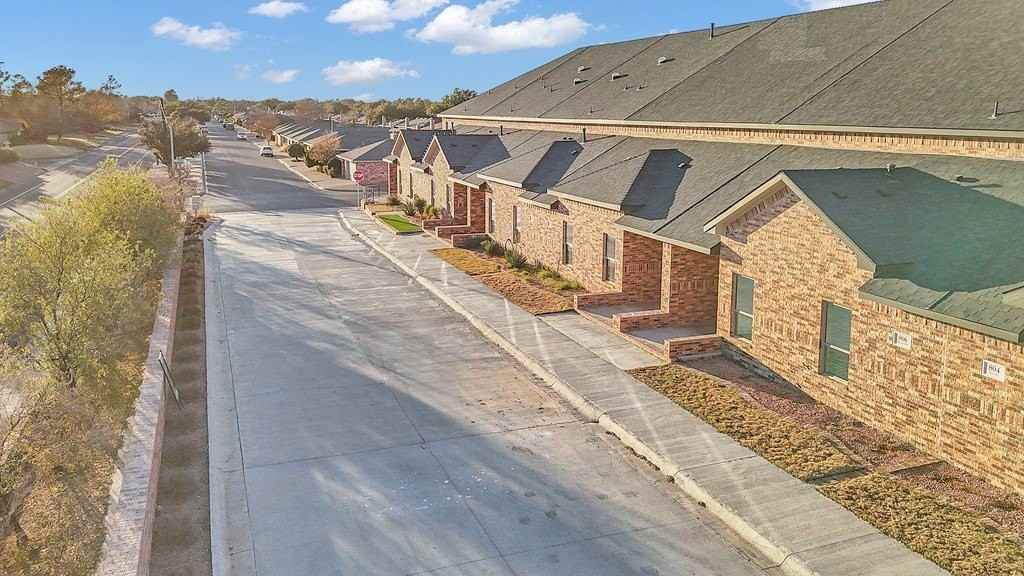 806 Neely Ave - Photo 3 of 42