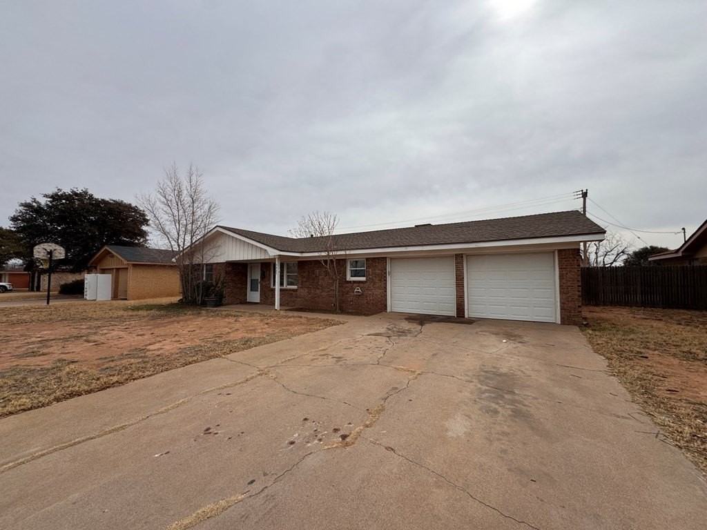 4425 Humble Ave - Photo 3 of 26