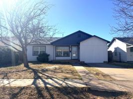 featured image of 709 W Cuthbert Ave