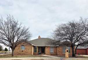 5012 Brunswick Cir - Photo 1 of 1