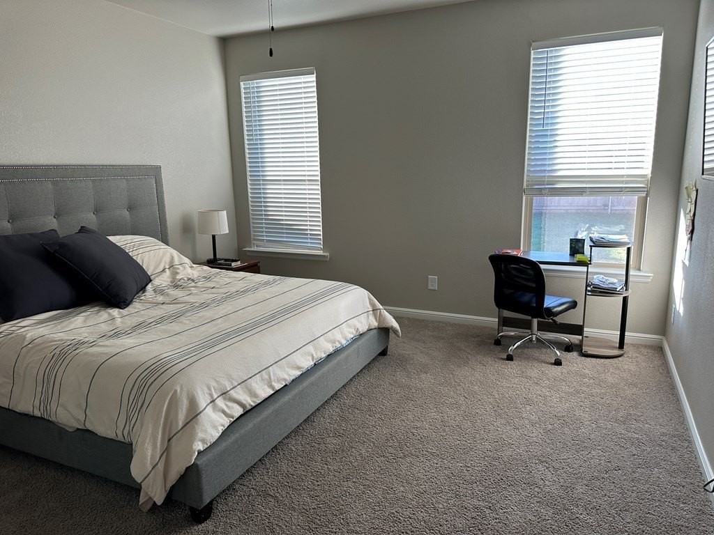 3119 Mearns Ct - Photo 6 of 14