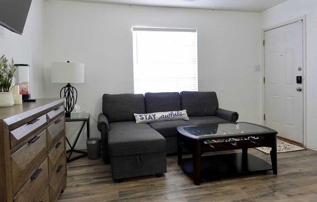 4719 Bowie Dr - Photo 4 of 39