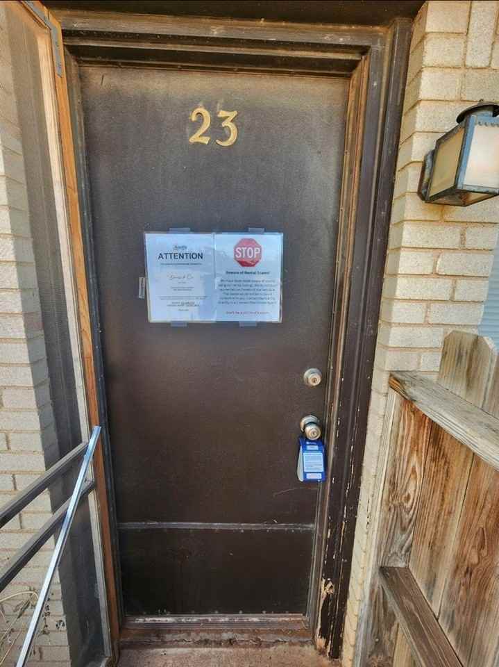 3001 W Ohio Ave Apt 23 - Photo 2 of 12