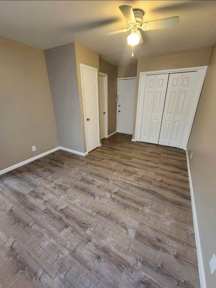 3001 W Ohio Ave Apt 23 - Photo 6 of 12