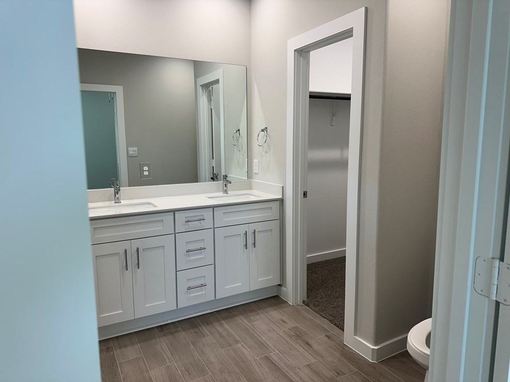 1914 Fortune Dr - Photo 7 of 13