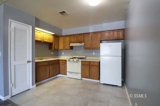 405 Rick Ct - Photo 6 of 12