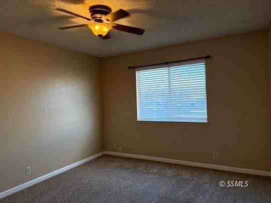 425 Rick Ct Apt D - Photo 5 of 8
