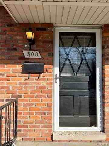 508 Fairbrook St - Photo 3 of 29