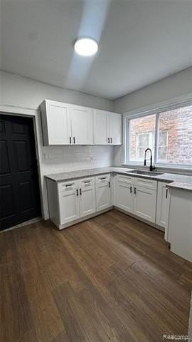 8920 Quincy St - Photo 3 of 6