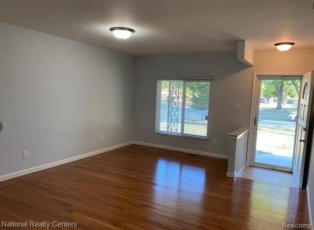 13347 Montego Dr - Photo 4 of 22