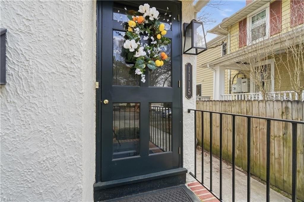 1115 Magnolia Ave - Photo 3 of 41