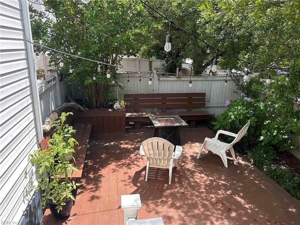 2201 Leeway Ct - Photo 2 of 22