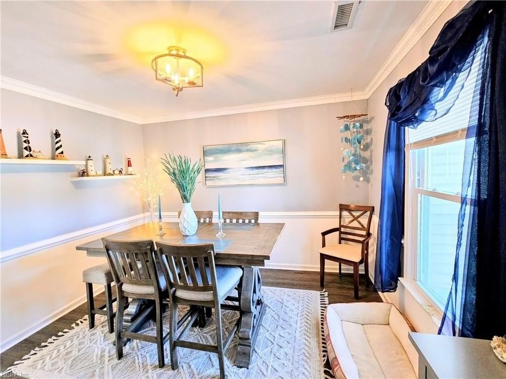 3912 Balboa Cres - Photo 6 of 48