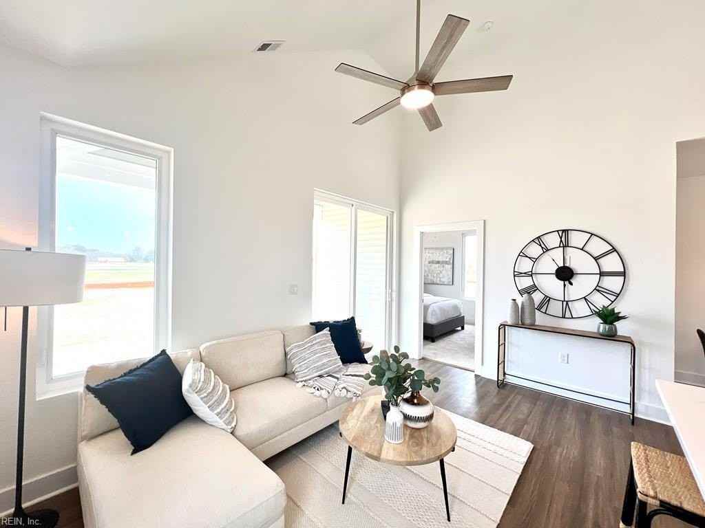 Tower Hill Cir - Photo 6 of 19