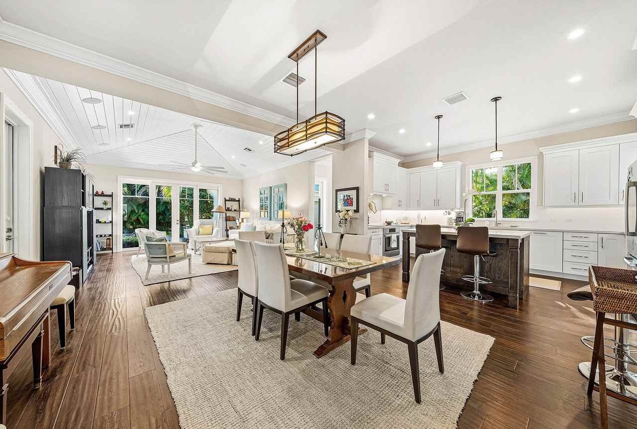 120 Grove Way - Photo 7 of 43