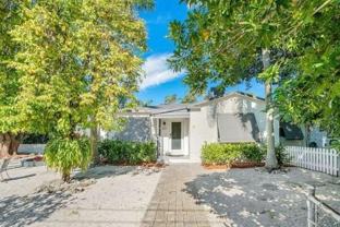 11 Sw 4th St - Photo 1 of 1