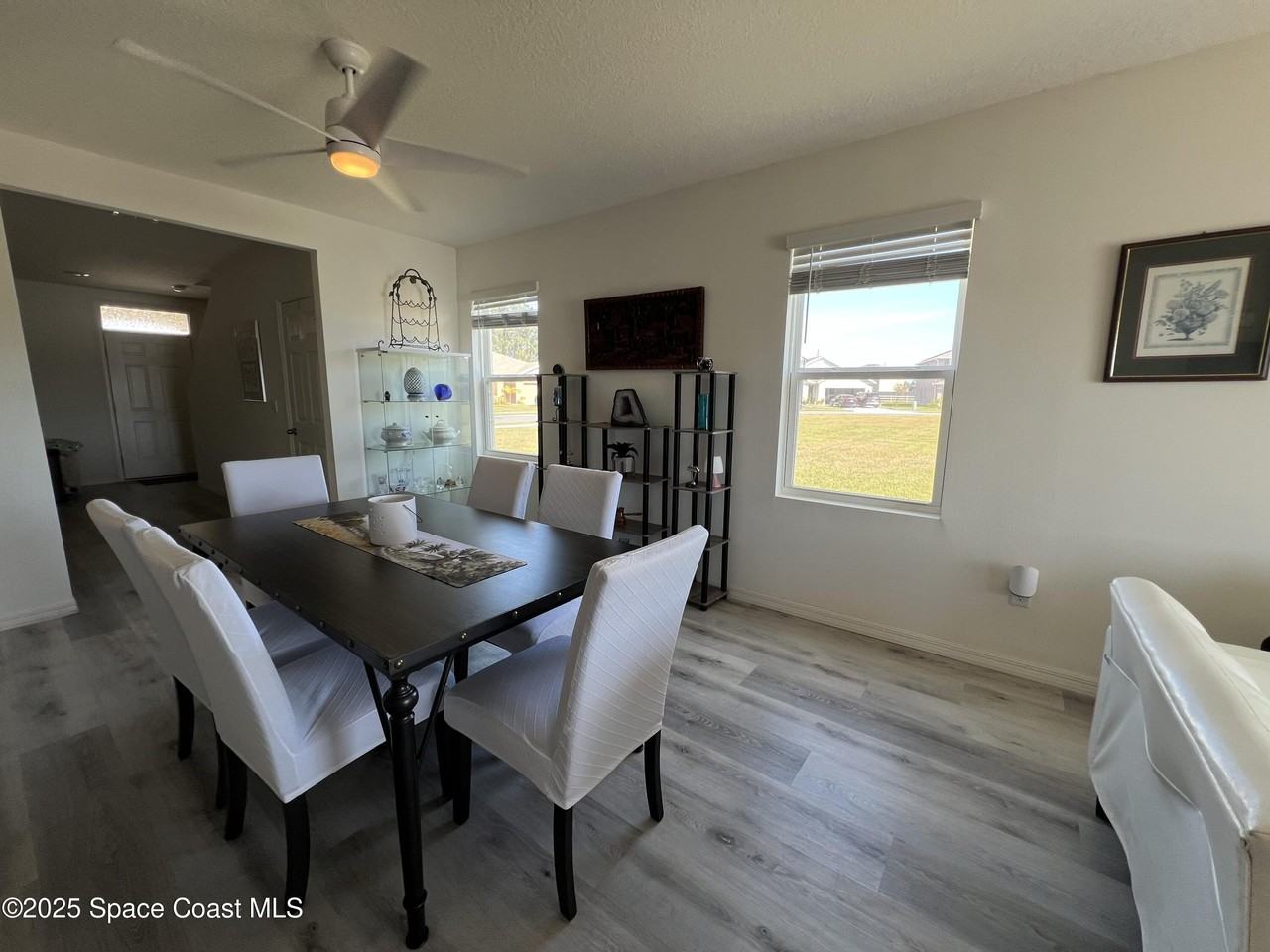 976 Trinity St - Photo 3 of 50