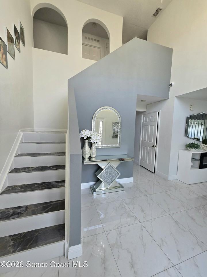 1156 Buford St Nw - Photo 2 of 20