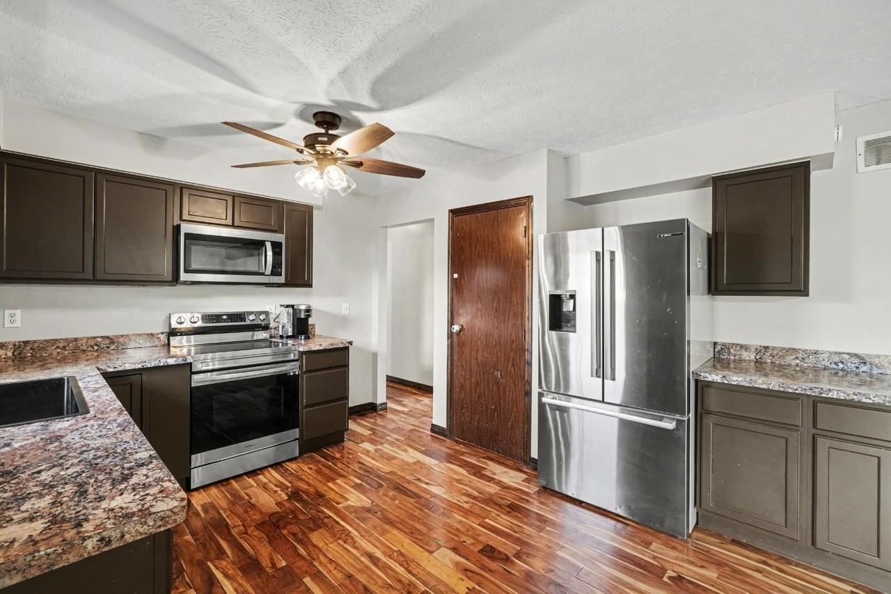 24981 Stateline Rd - Photo 7 of 25