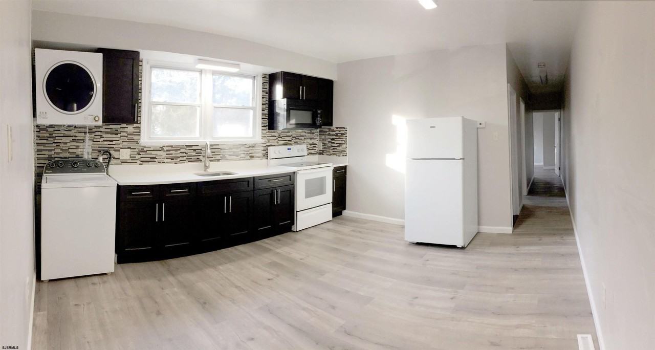 104 Minnetonka Ave - Photo 2 of 13