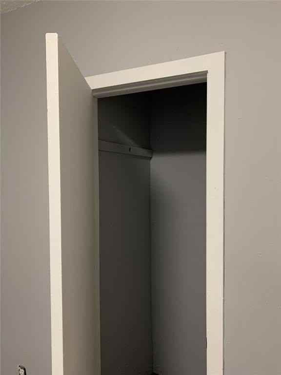 25 Laundry St Apt 2 - Photo 7 of 8