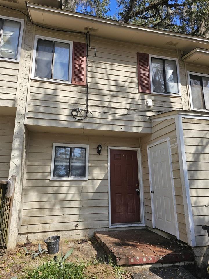 3714 Rockbrook Dr Apt C - Photo 2 of 23