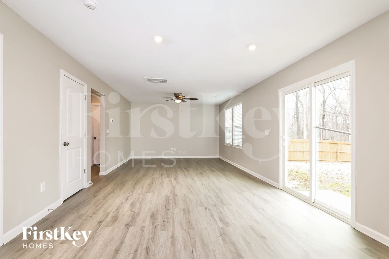 217 Focus Ln - Photo 5 of 19