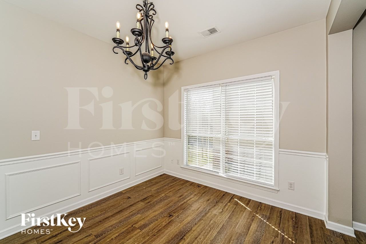 535 Bentmoor Dr - Photo 7 of 19