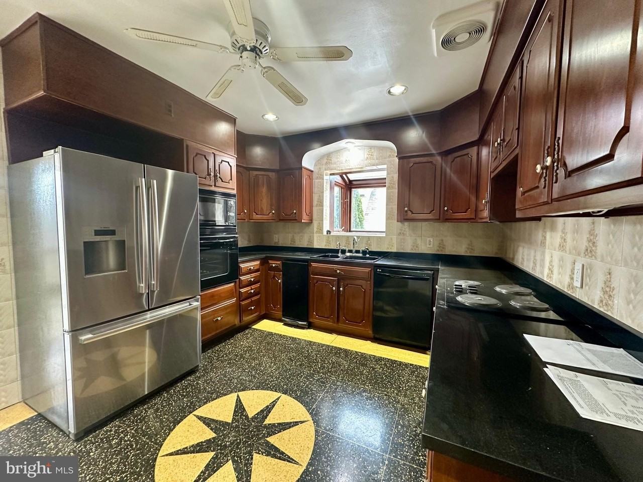 3007 Oliver St Nw - Photo 5 of 30