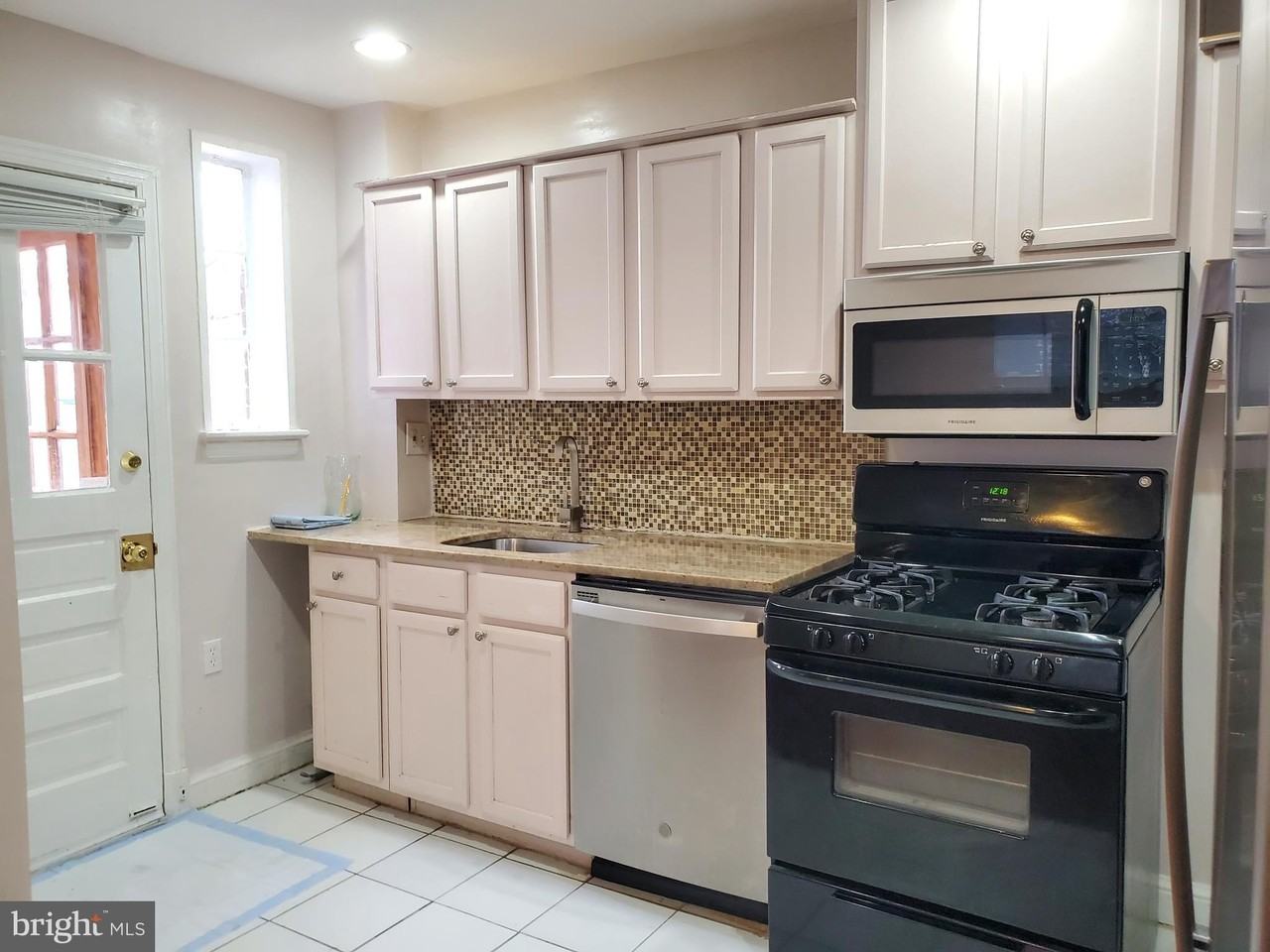 30 53rd St Se - Photo 3 of 32