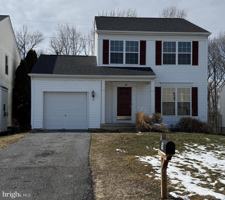 featured image of 19 Sir Thomas Ln