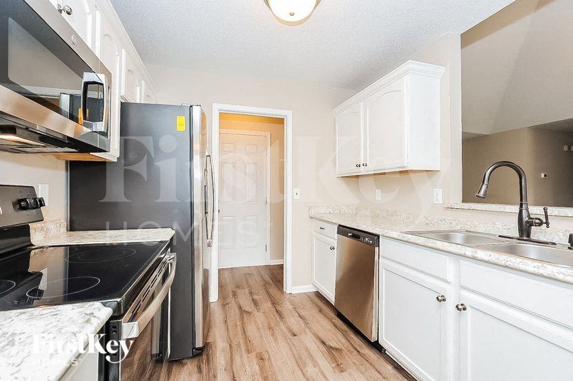 3831 Man O War Blvd - Photo 6 of 15