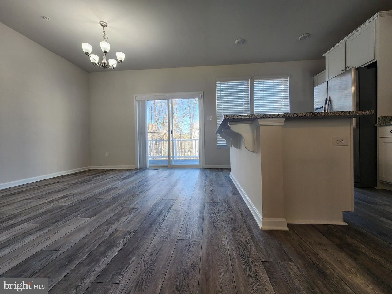 1160 Sicily Ln - Photo 4 of 8