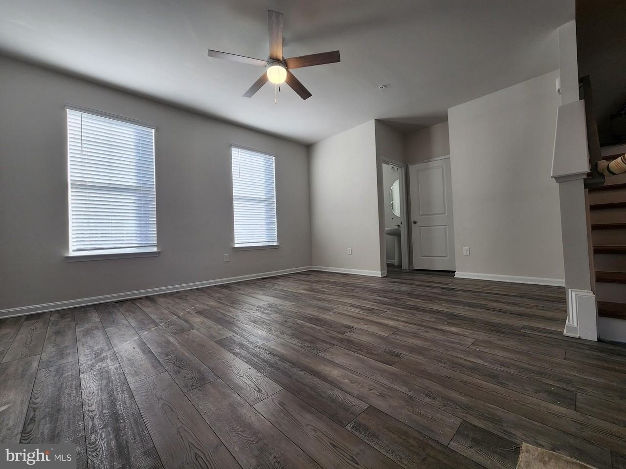 1160 Sicily Ln - Photo 5 of 8