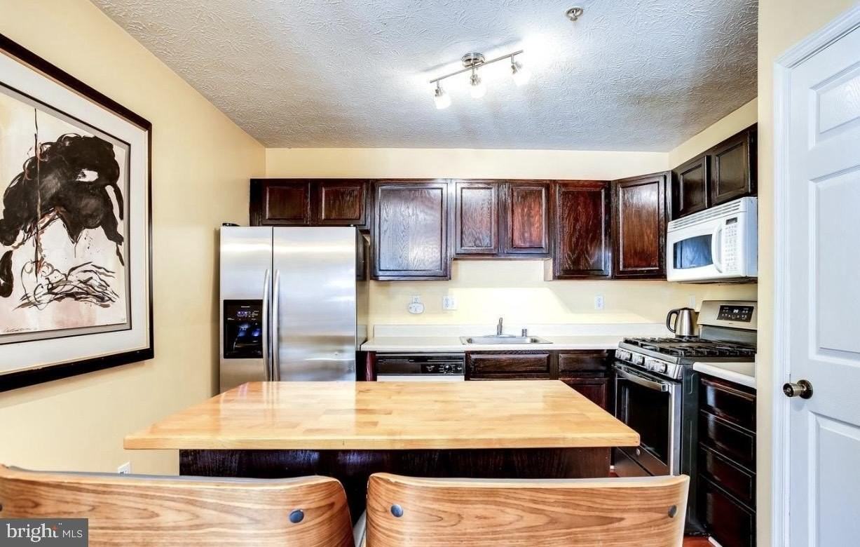 8023 Brookstone Ct Unit 68 - Photo 5 of 19