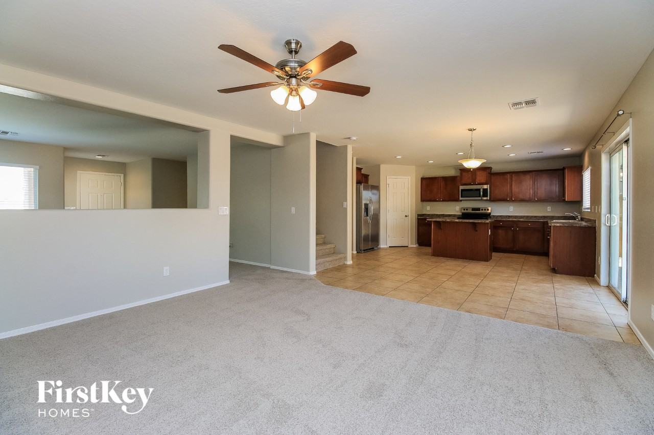 28183 N Superior Rd - Photo 6 of 15