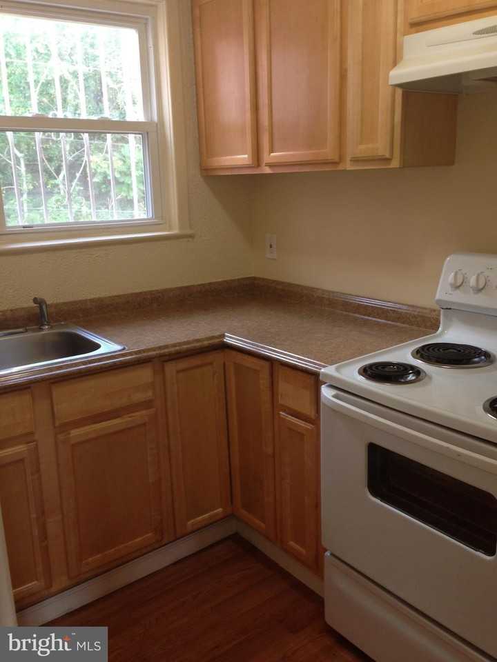 4134 Audrey Ave - Photo 3 of 8