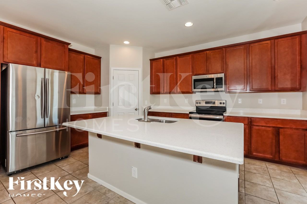 7936 E Butte St - Photo 6 of 16