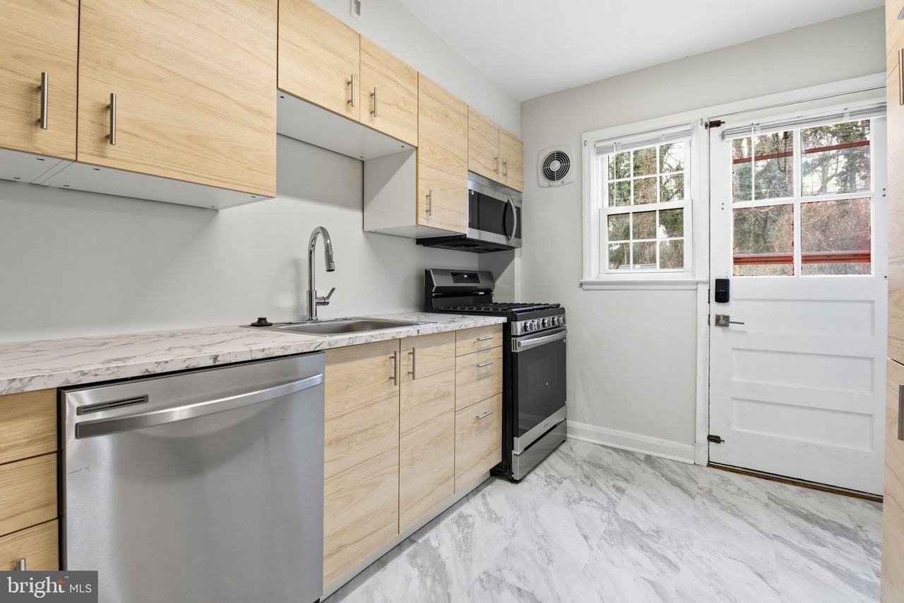 182 Cherrydell Rd - Photo 4 of 29