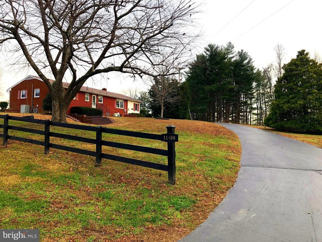 11456 Southern Maryland Blvd - Photo 6 of 27