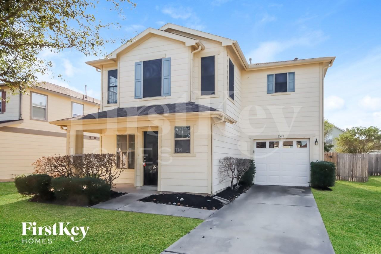 6523 Fairbrook Park Ln - Photo 2 of 18