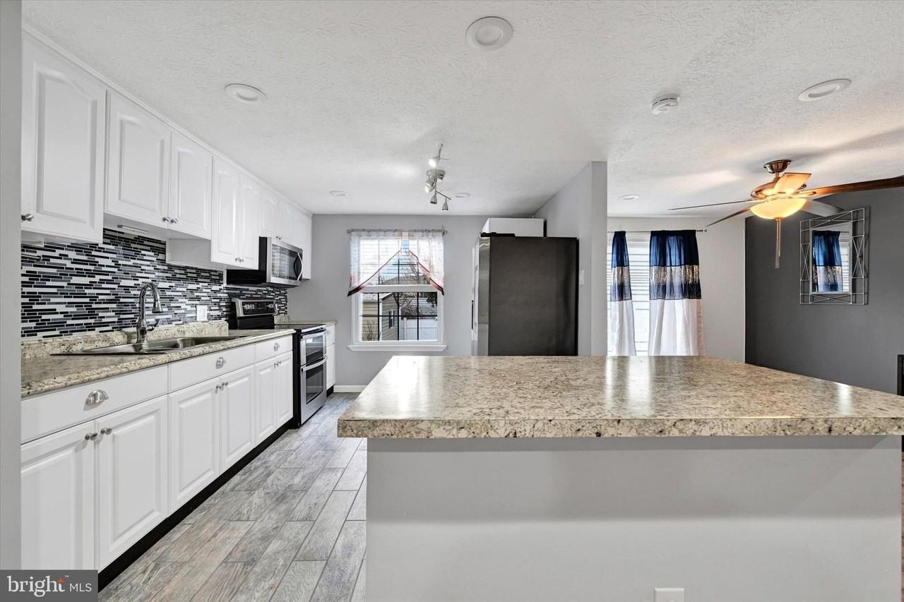 1526 Perryman Rd - Photo 5 of 27