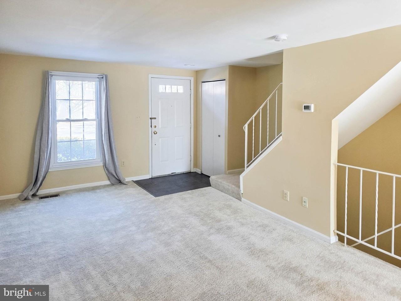 20559 Strath Haven Dr - Photo 2 of 19