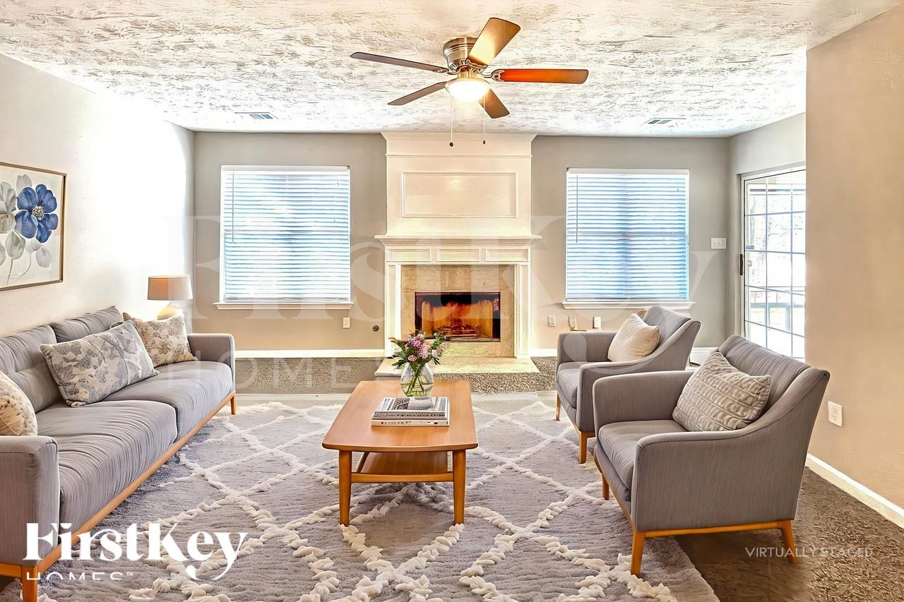 4313 Sentinel Pl Nw - Photo 3 of 18