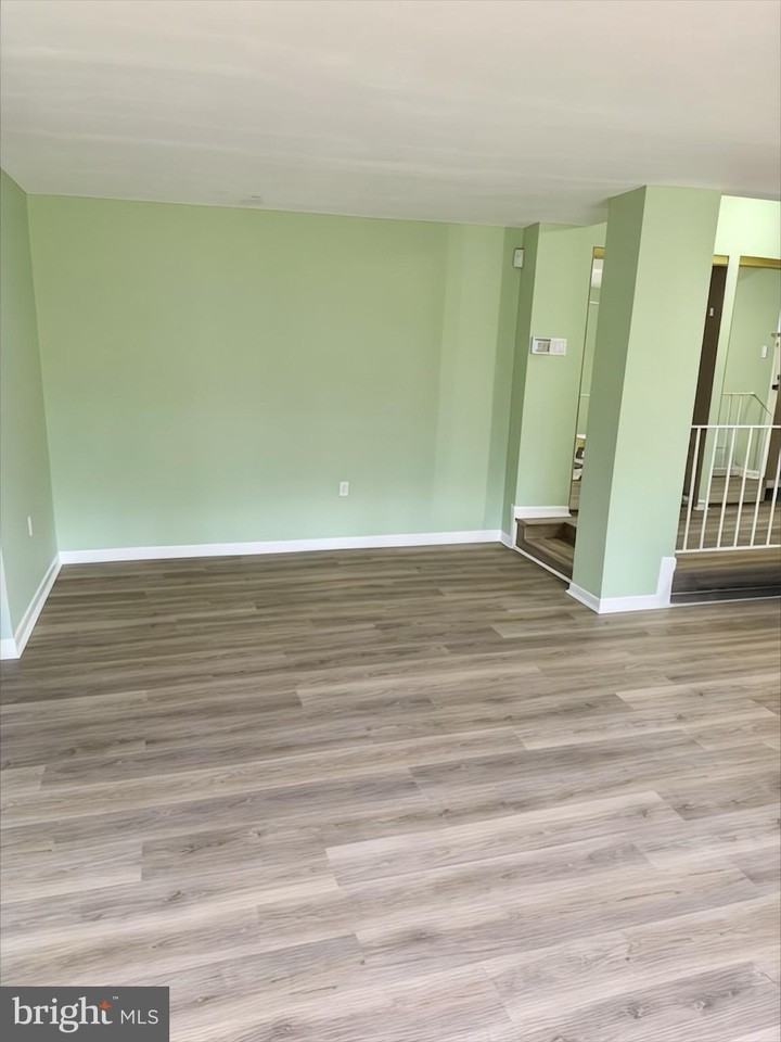 15712 Dorset Rd Apt 198 - Photo 4 of 35