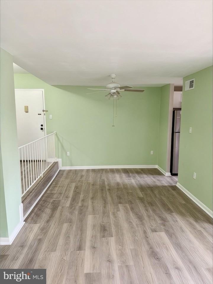 15712 Dorset Rd Apt 198 - Photo 5 of 35