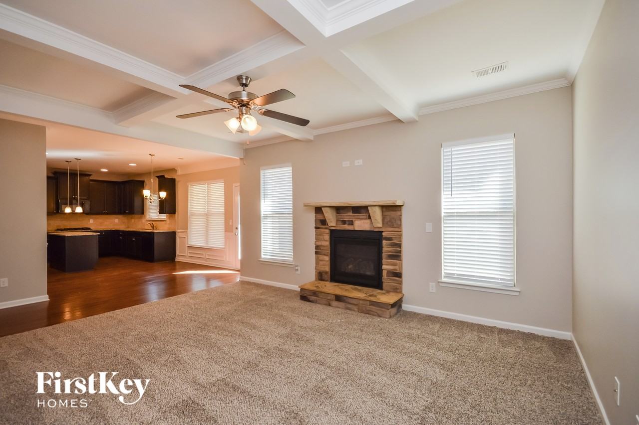 1707 Carolina Pl Se - Photo 7 of 15