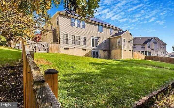 12607 Piscataway Landing Dr - Photo 4 of 29